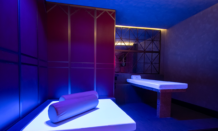 ¡Día de Spa en un Love Hotel! 