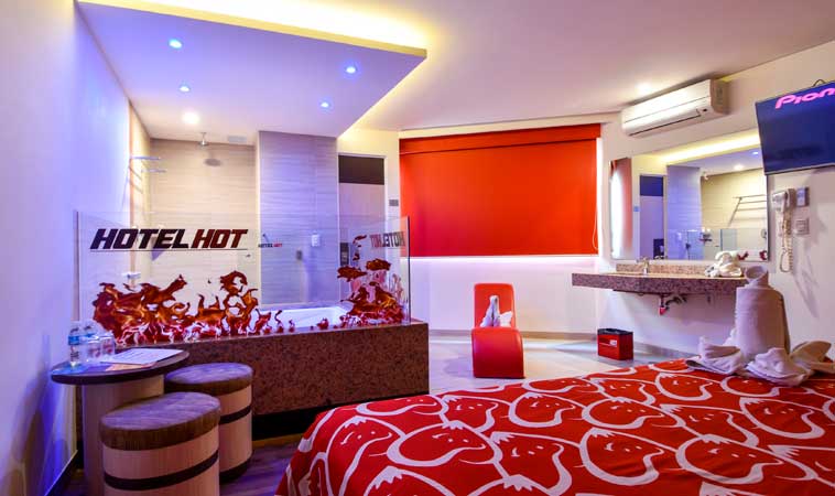 Love Hotel Hot La Villa ¡Enciende tus sentidos!