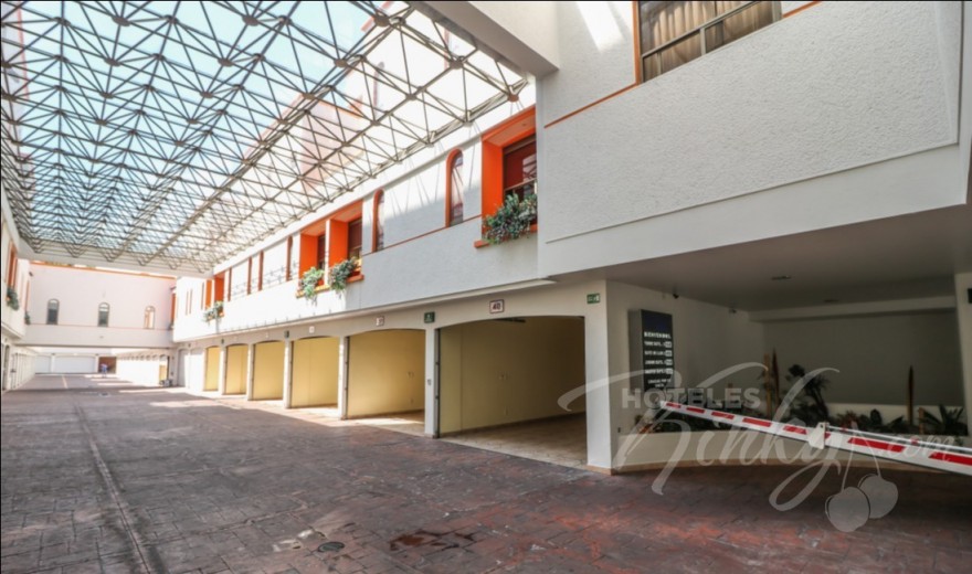 Love Hotel Diamante Suites & Villas