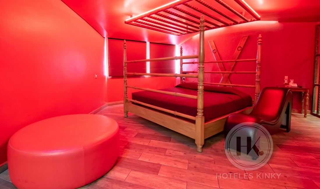 Love Hotel Ferri Hotel & Suites , Habitación Suite Temática Cuarto Rojo