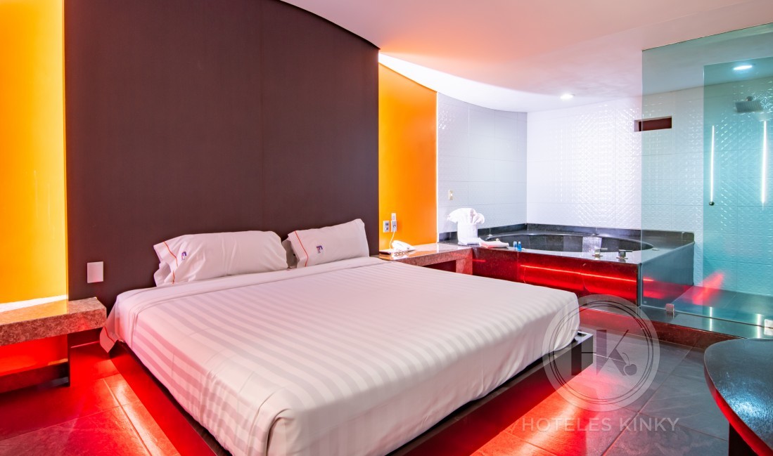 Love Hotel Ferri Hotel & Suites , Habitacion Suite Jacuzzi