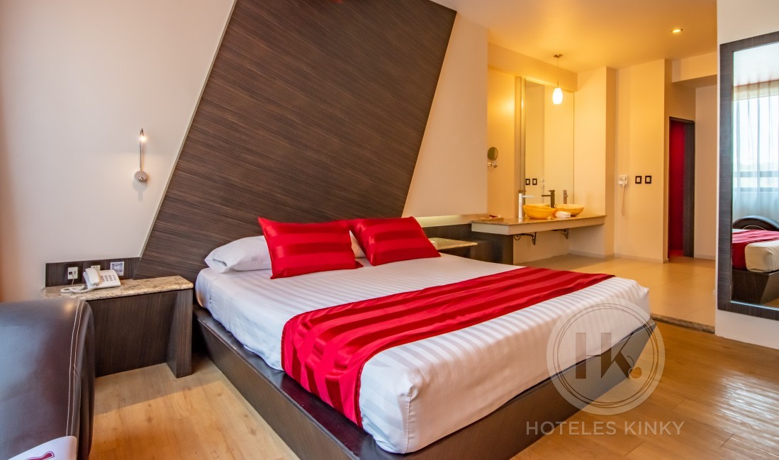 Love Hotel La Moraleja, Habitacion Torre Jacuzzi - Red Room