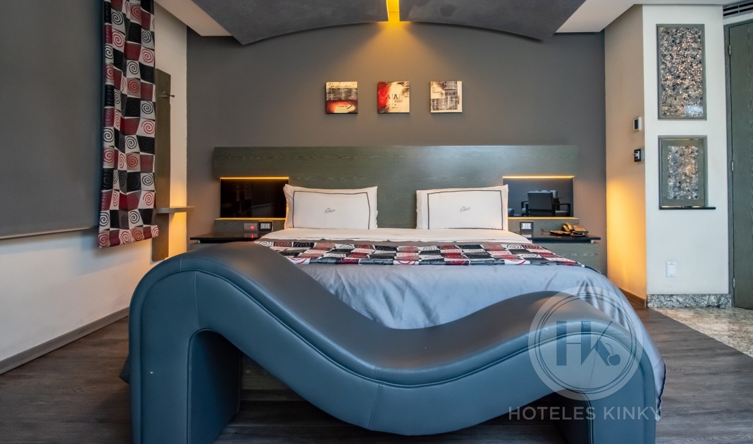 Habitaciòn Motel sencilla  del Love Hotel Picasso Toluca