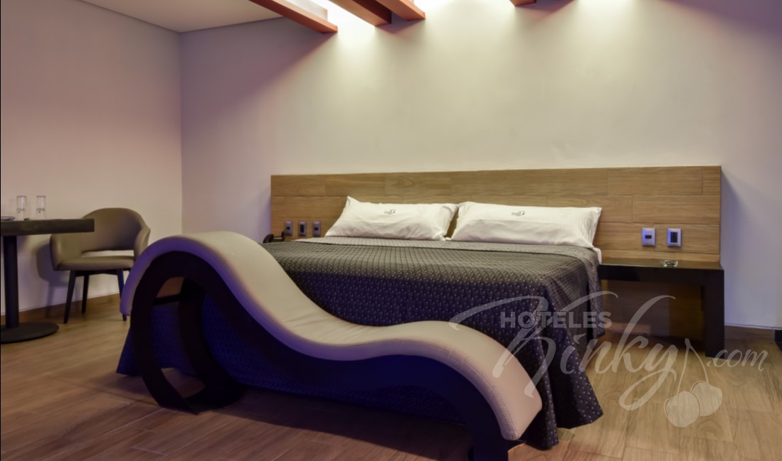 Love Hotel Punto G Elements , Habitacion Sky Dome Jacuzzi 