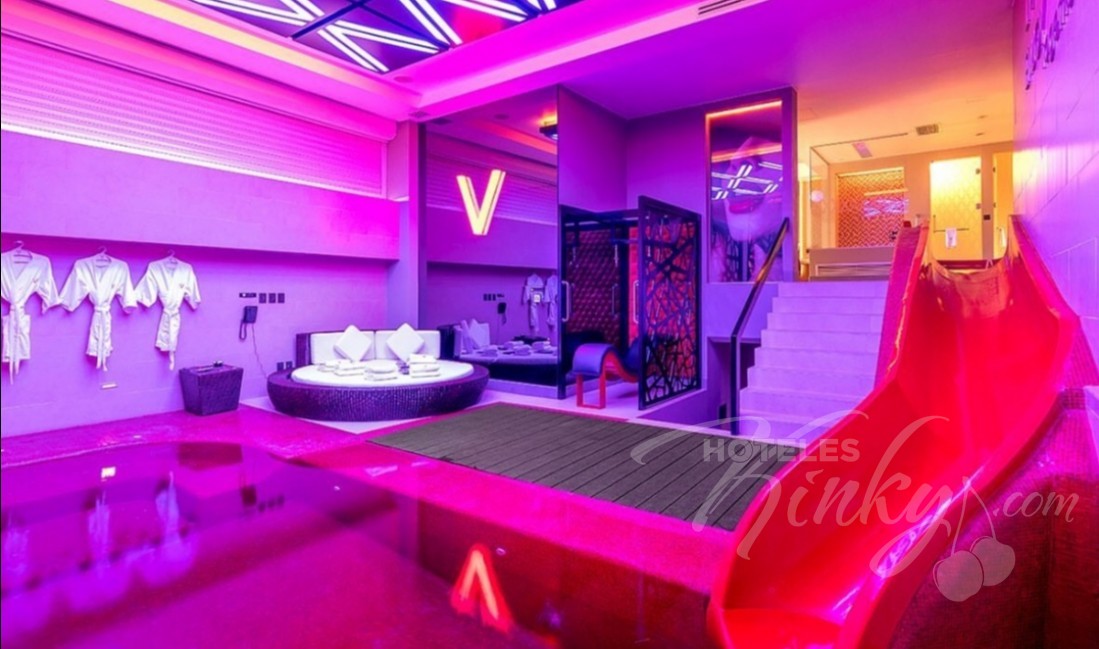 Love Hotel V Motel Boutique Viaducto, Habitacion Pool Villa